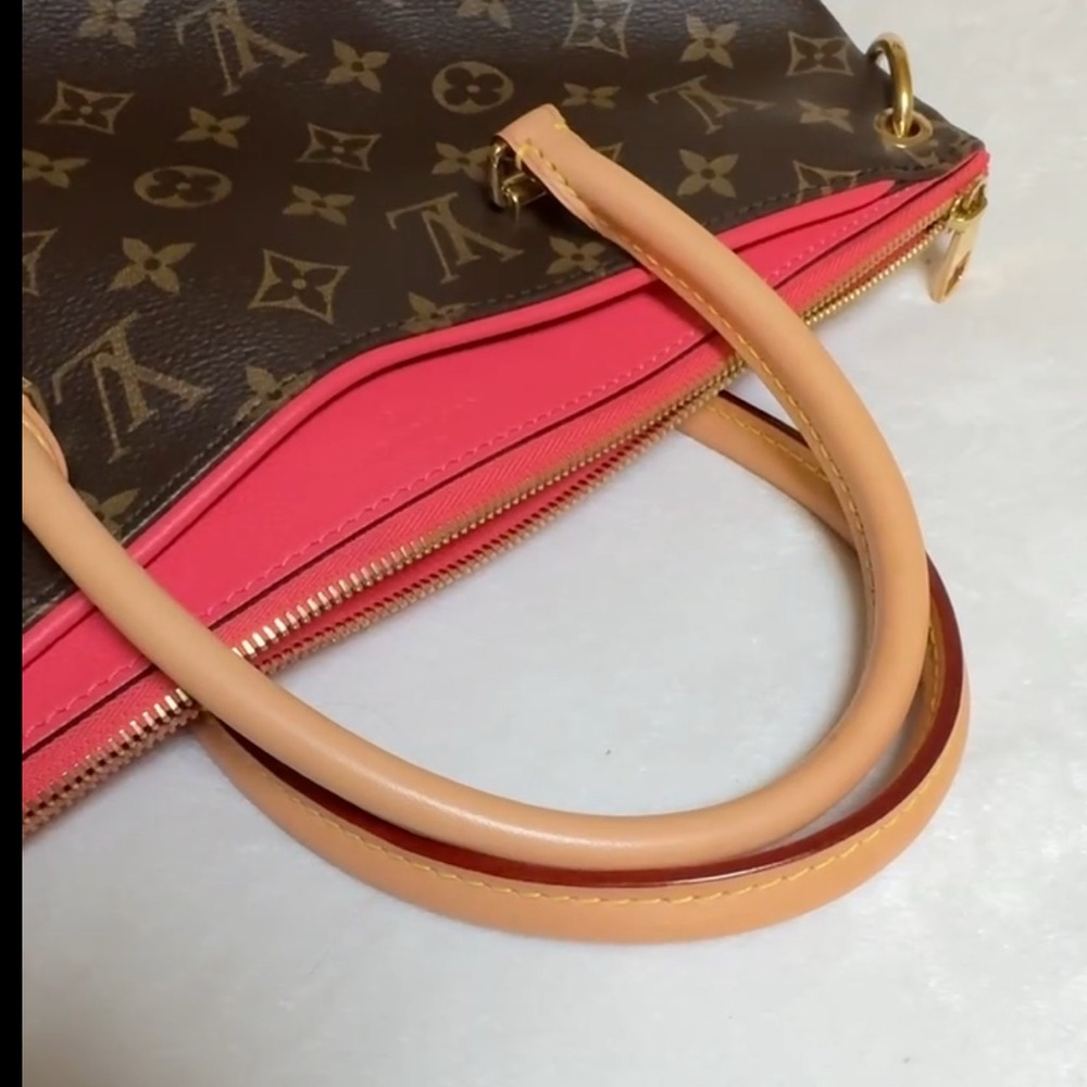Pre owned Louis Vuitton Pallas MM in almost new condition. from own collection - Picture 3 of 9